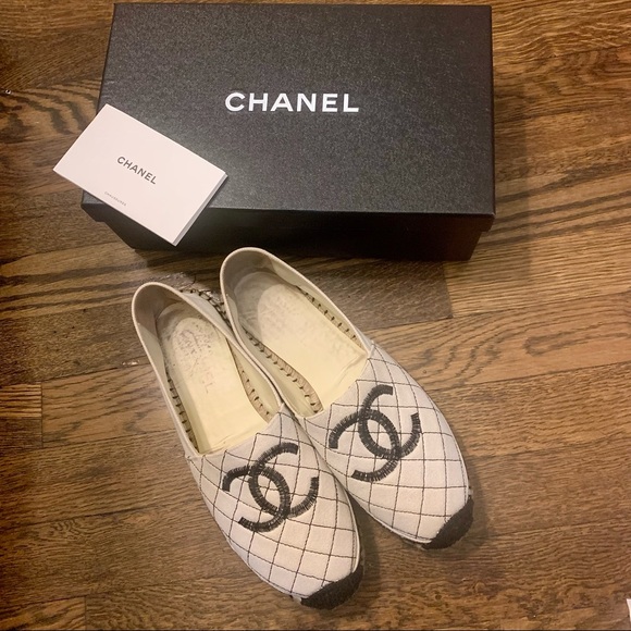 Gorgeous 🖤Chanel espadrilles 40 - Picture 1 of 12